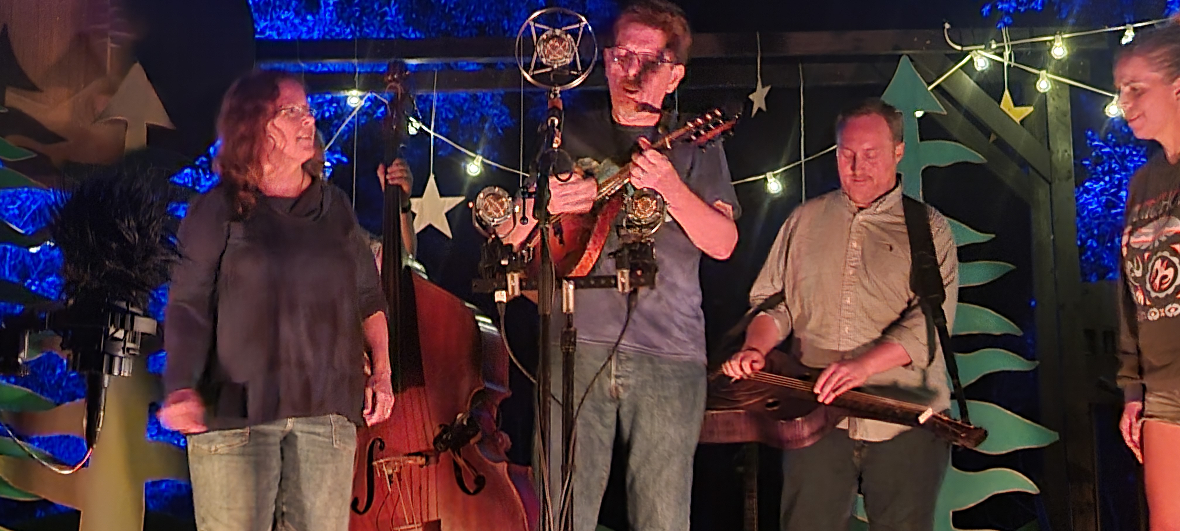 TimOBrien2024-08-18LamplighterSetGreenMountainBluegrassAndRootsFestivalManchesterVT (4).jpg